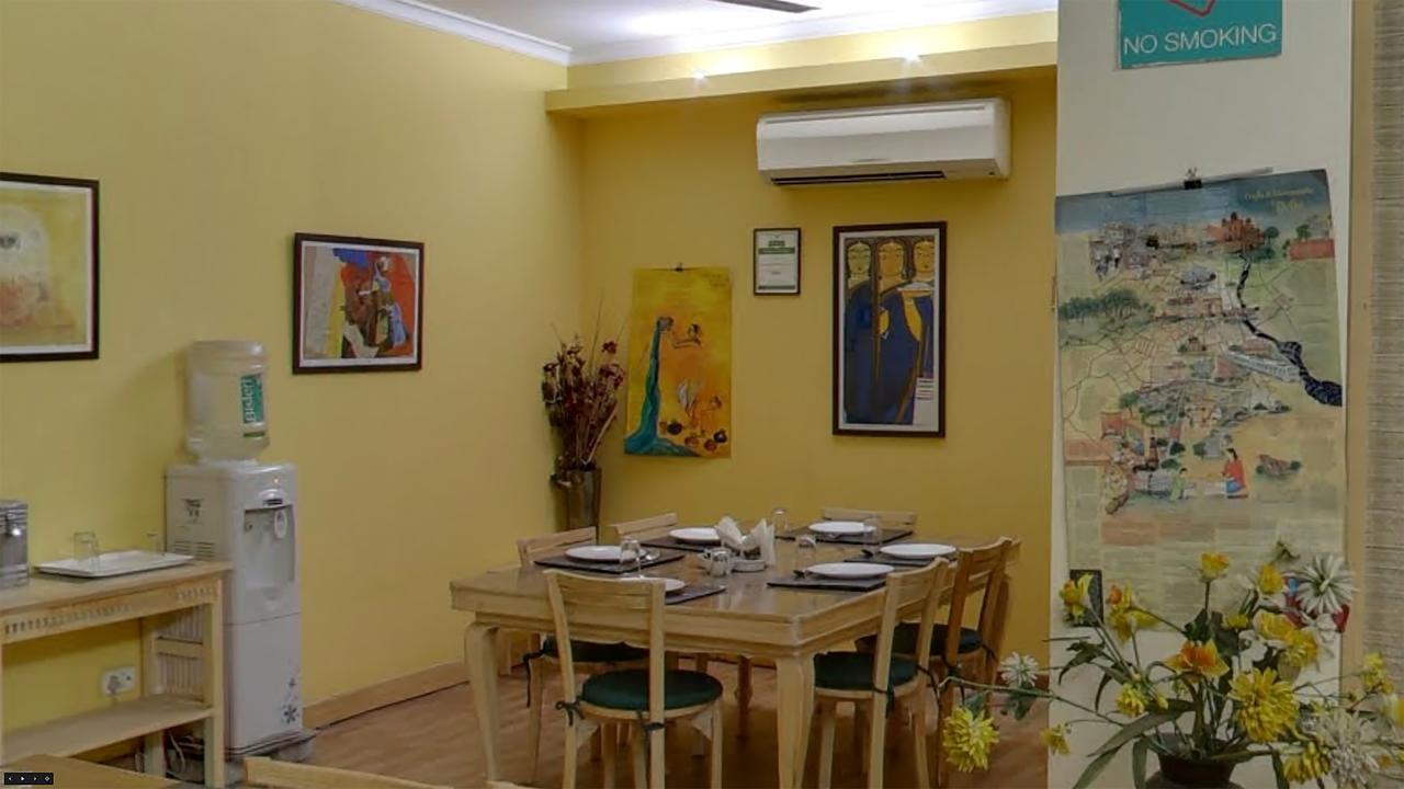 Bed and Breakfast Colonel'S Retreat At The Airport à New Delhi Extérieur photo