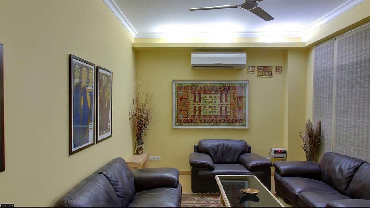 Bed and Breakfast Colonel'S Retreat At The Airport à New Delhi Extérieur photo