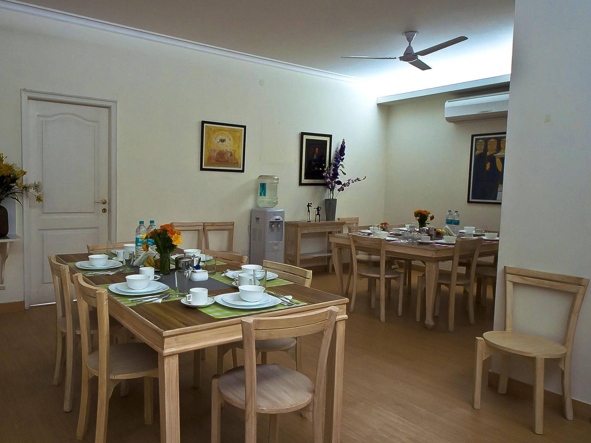 Bed and Breakfast Colonel'S Retreat At The Airport à New Delhi Extérieur photo